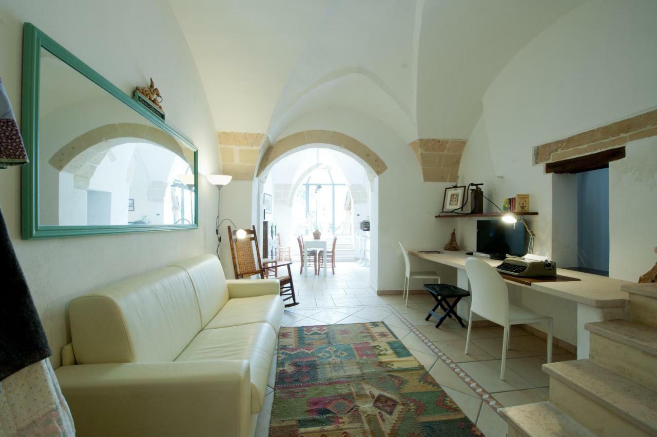 Casa D'Artista Suite & Garden Лече Екстериор снимка